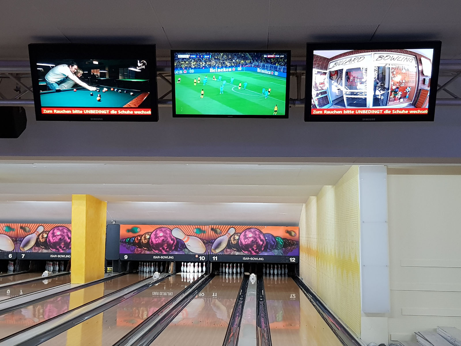 Unsere Halle Billard und Bowling Paradies