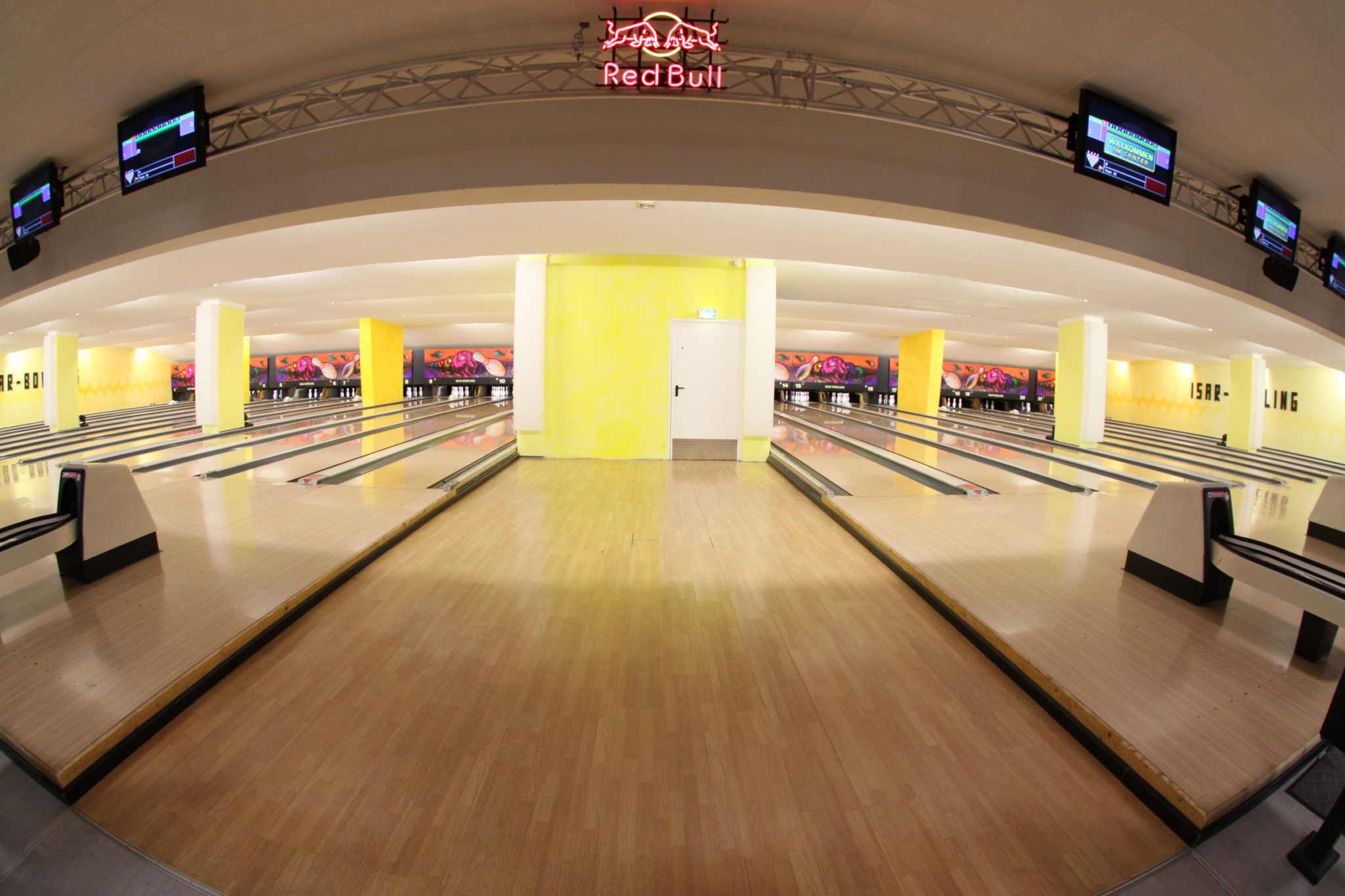 Unsere Halle Billard und Bowling Paradies
